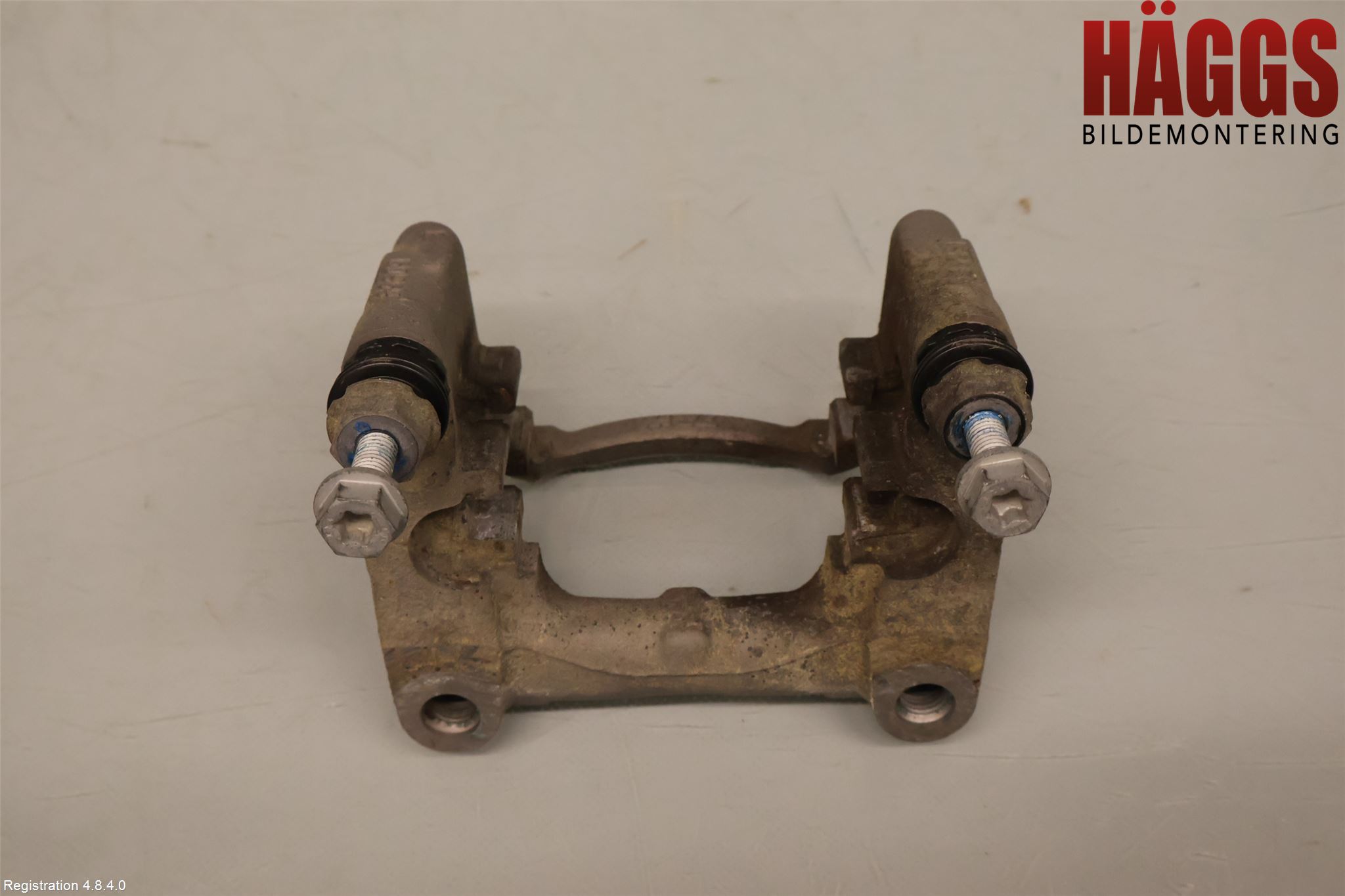 Citroen C4/E-C4 C4X/E-C4X III 21- Bromsokshållare