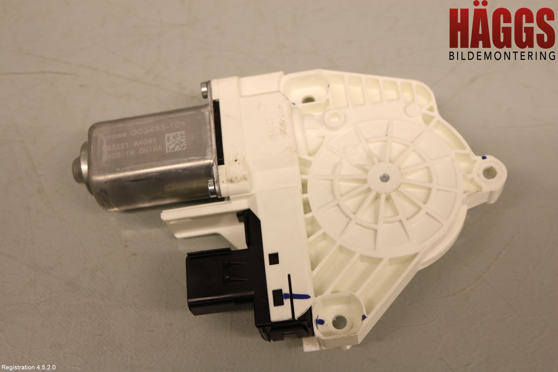 Tesla MODEL Y 21- Fönsterhissmotor