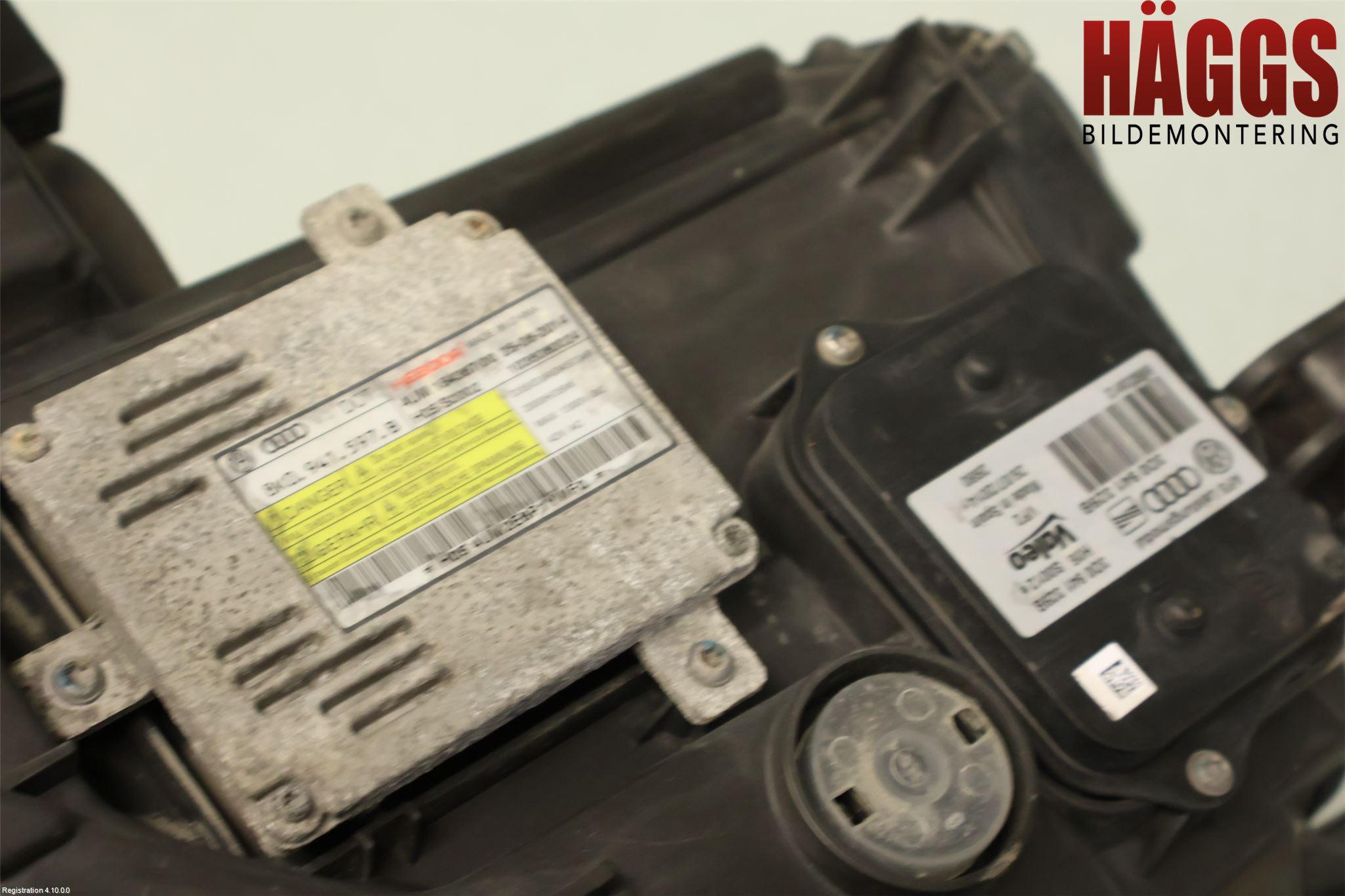 Volkswagen VW PASSAT 11-14 Strålkastare Höger