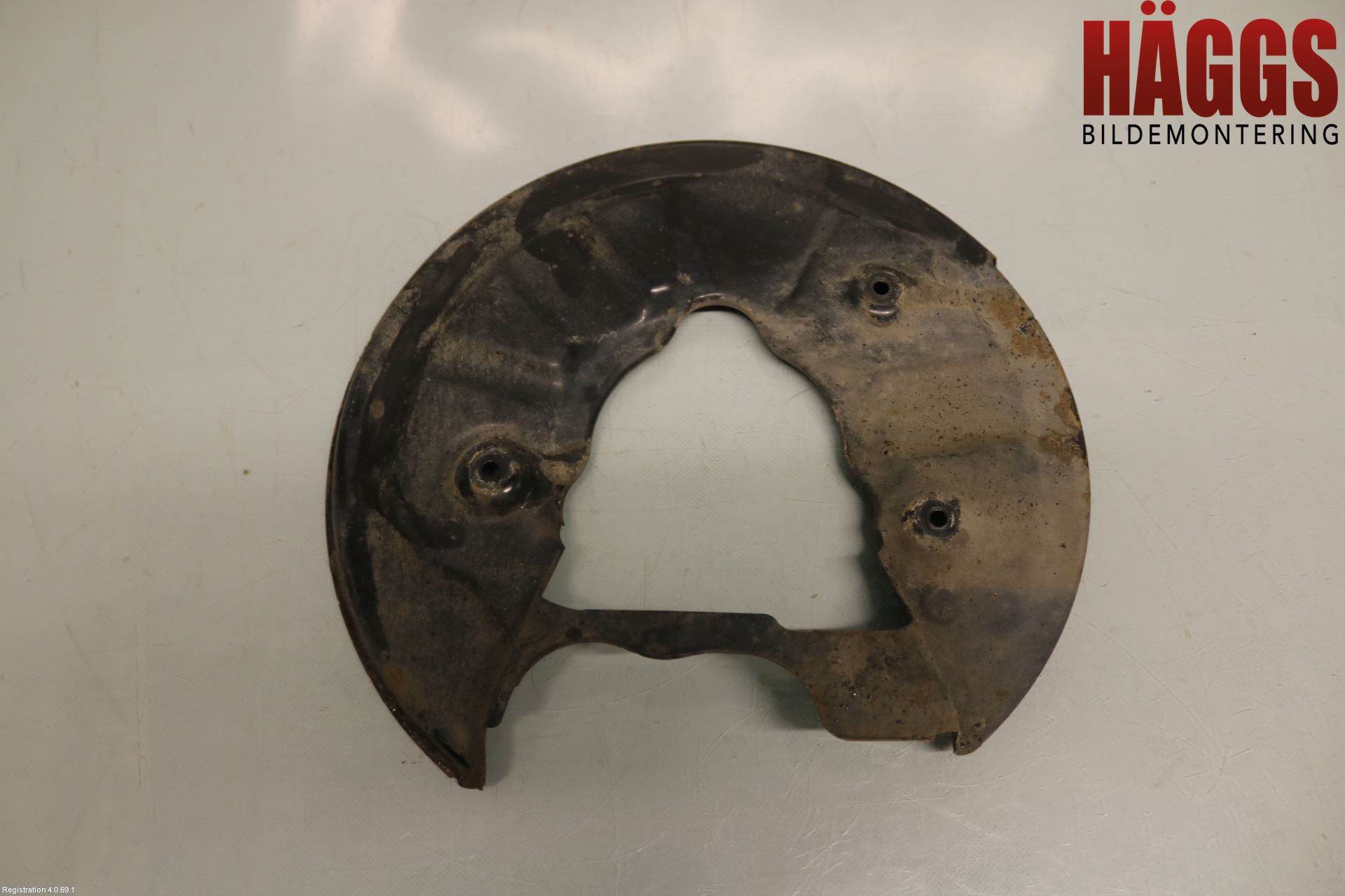 Volkswagen VW PASSAT 15-19 Bromssköld Bak