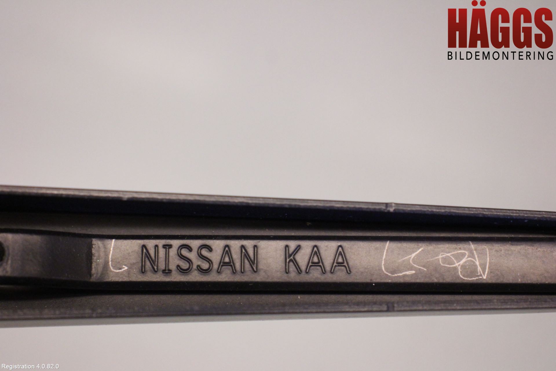 Nissan JUKE 10-14 Torkararm Armar Vindruta