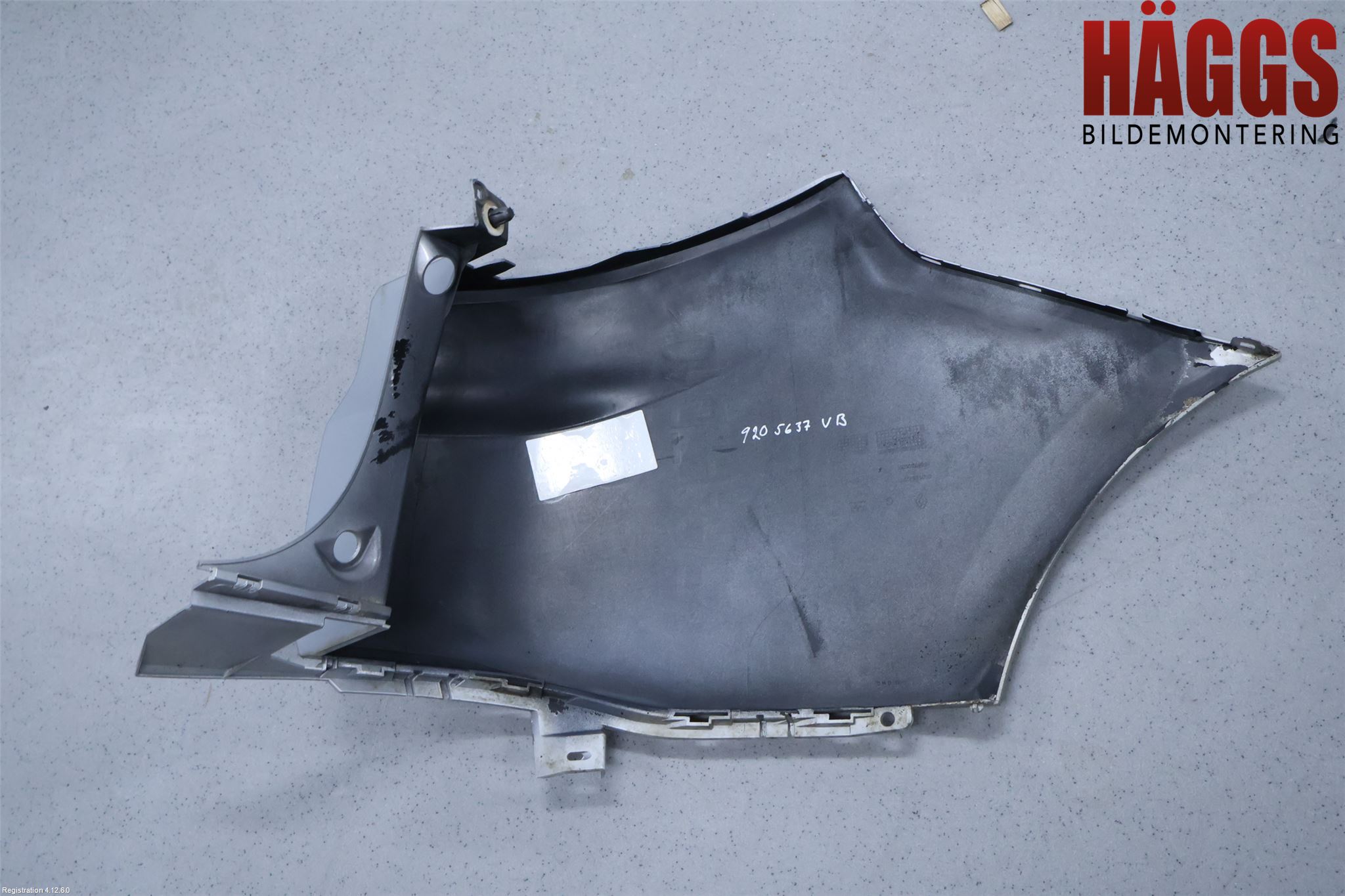 Renault MEGANE III 09-15 Stötfångardel Bak Vä
