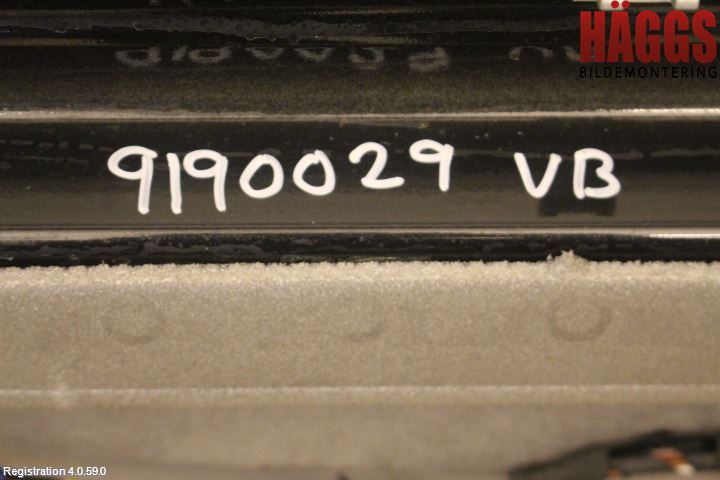 BMW 5 E60/61 Sed/Tou 02-10 Dörr Bak Vänster