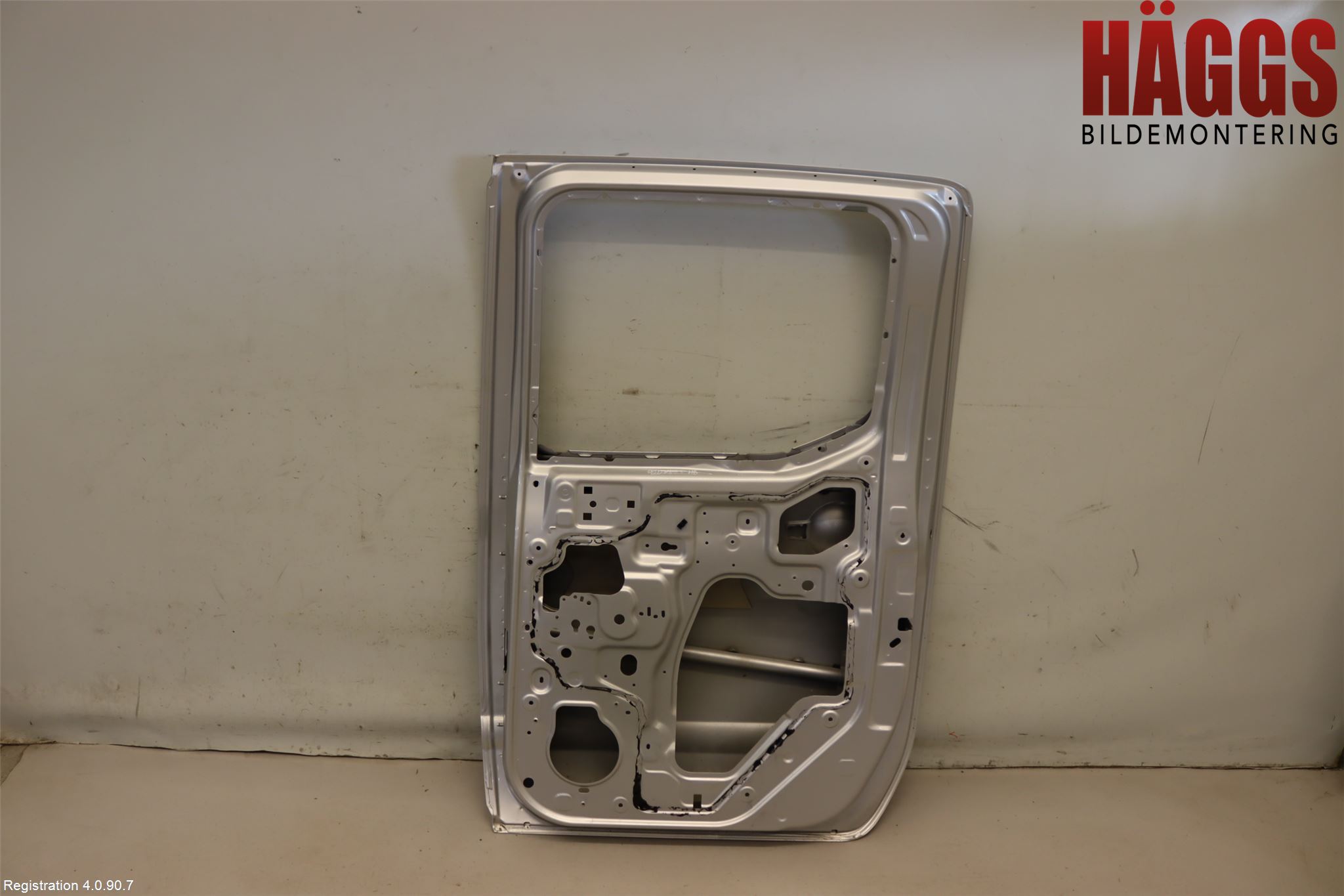 Nissan NAVARA 05-16 Dörr Bak Höger