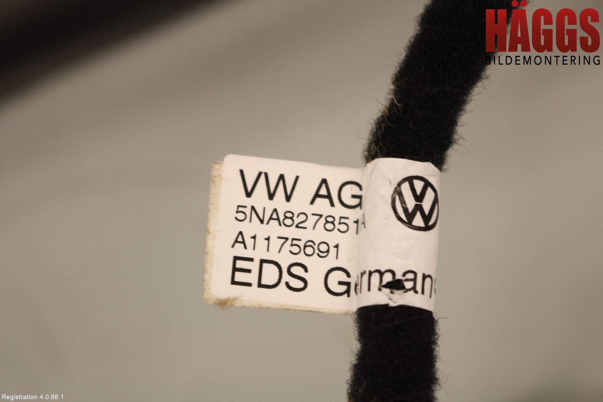 Volkswagen VW TIGUAN 16-24 Bakluckeöppnare Automatisk