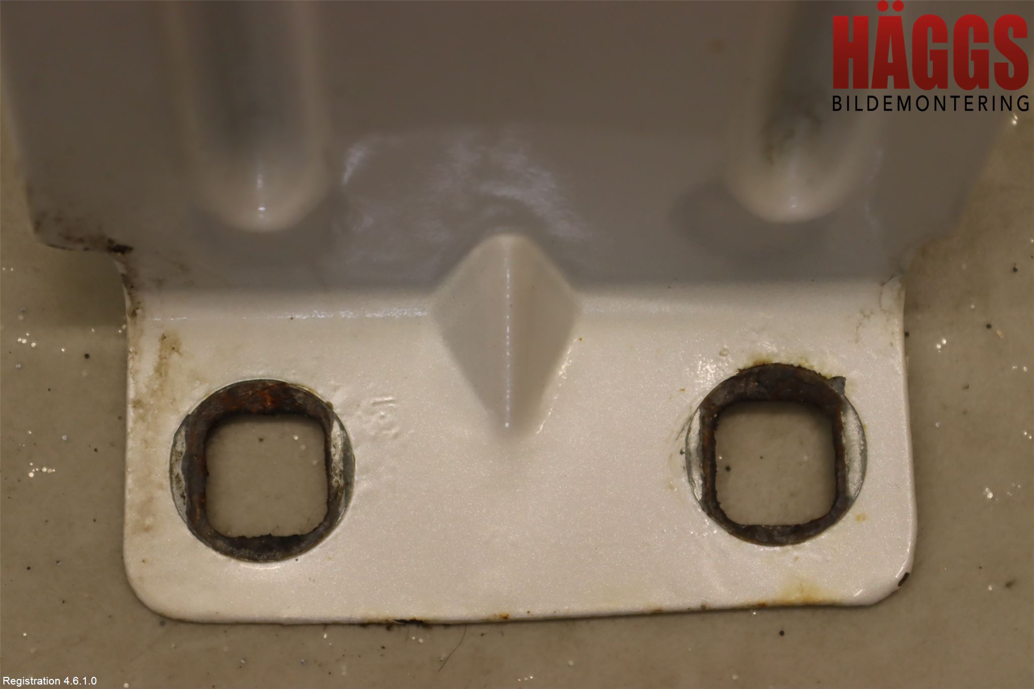 Ford KUGA 13-16 Skärm Fram Vänster