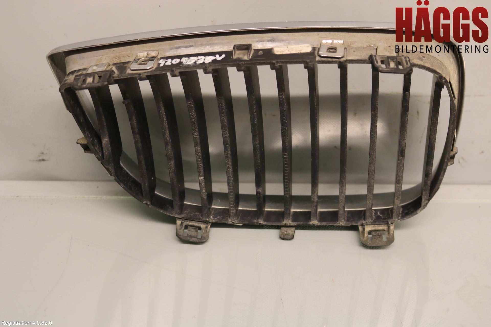 BMW 1 E87/81 5D/3D 03-11 Grilldel Vänster