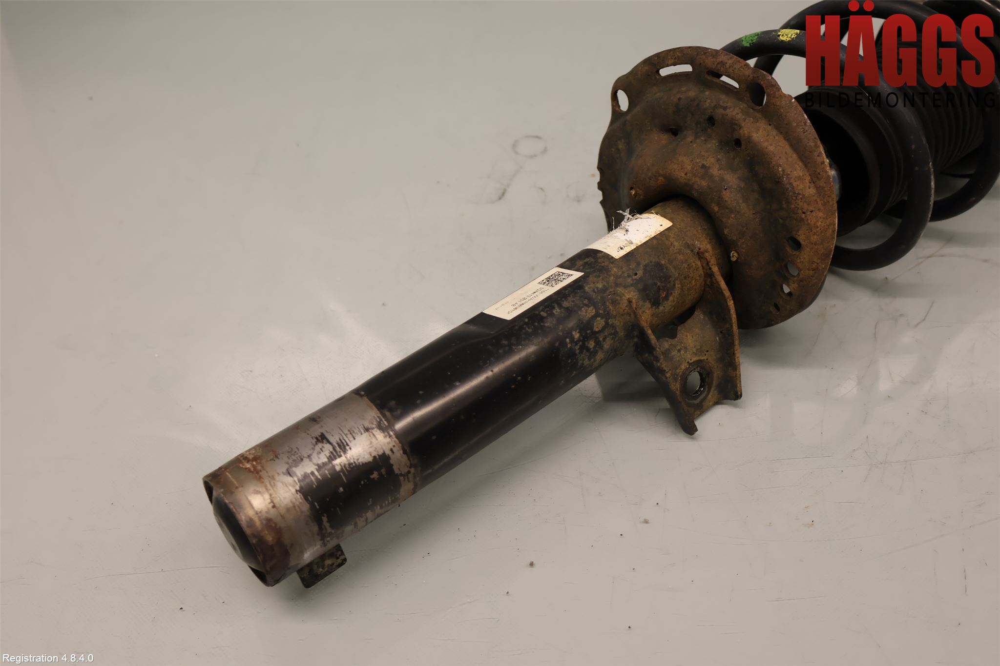 Volkswagen VW TOURAN 16- Fjäderben Fram Vänster