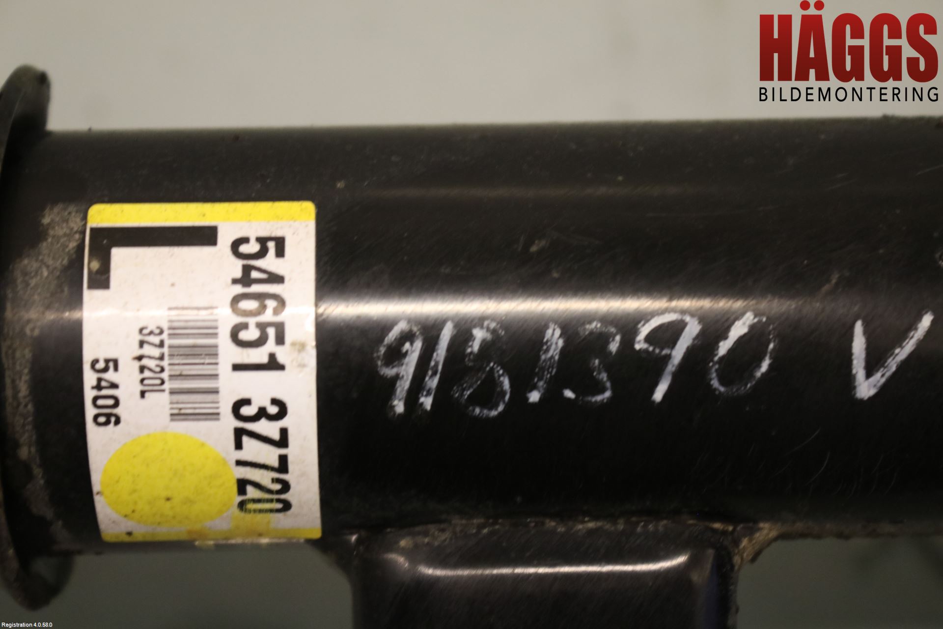 Hyundai i40 16-18 Fjäderben Fram Vänster