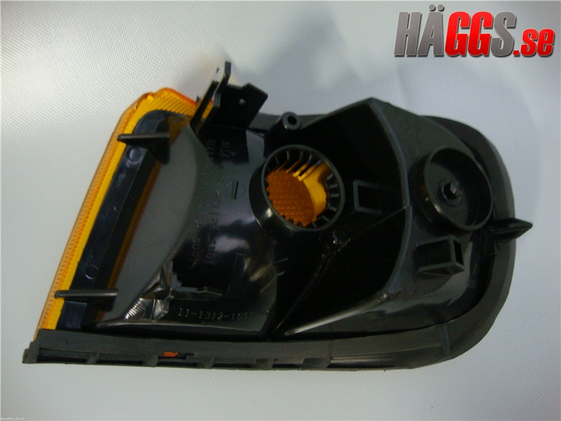 Saab 9000 CD    88-98 Blinkers Fram Höger