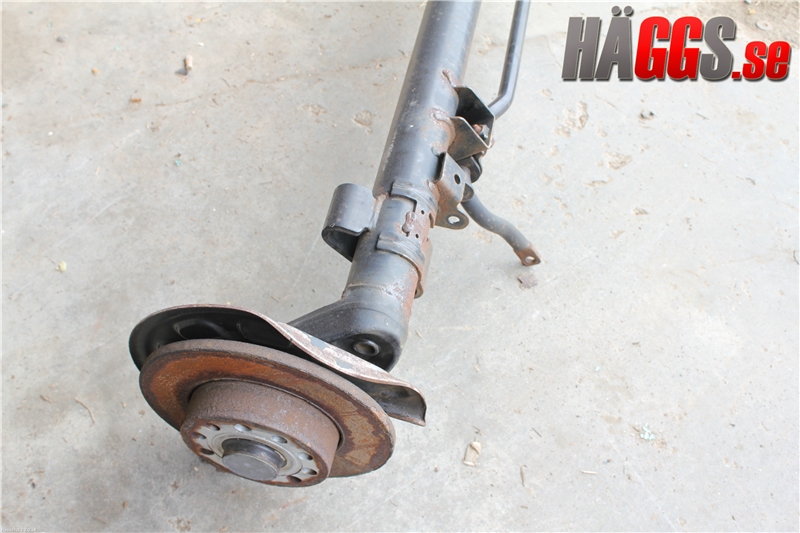 Volkswagen VW CADDY      04-10 Bakaxel