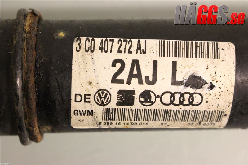 Volkswagen VW PASSAT 05-11 Drivaxel Fram Höger