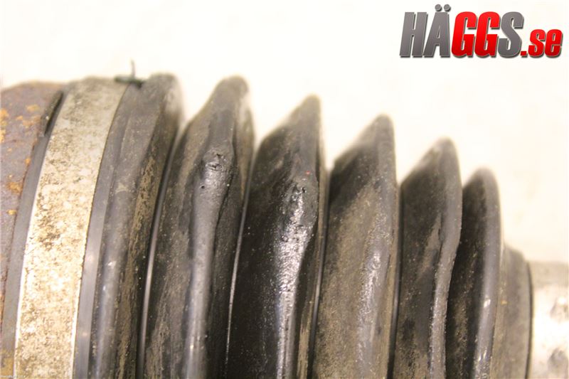 Mazda RX8 Drivaxel Bak Höger