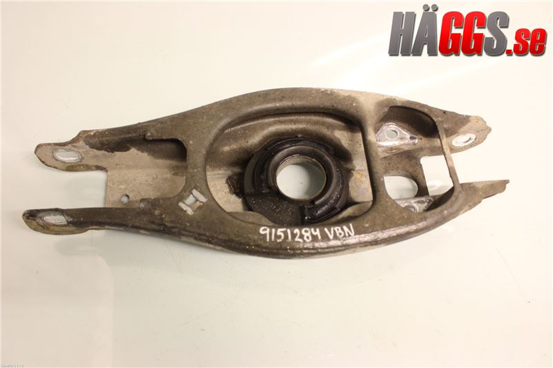 BMW 3 E90/91 SED/TOU 05-12 Bärarm Bak Vänster