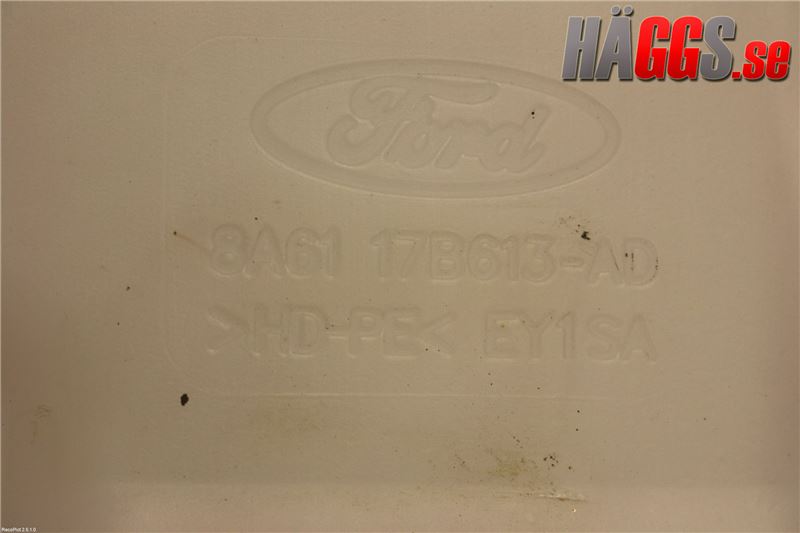 Ford FIESTA 09-12 Spolartank Vindruta