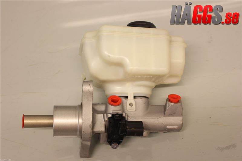 Volkswagen VW CADDY 11-15 Broms Huvudcylinder
