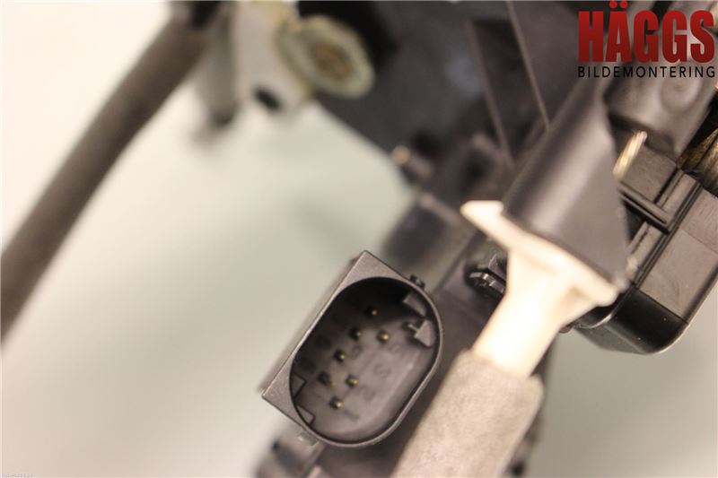 BMW 3 E46      98-05 Låskista-Dörrlås