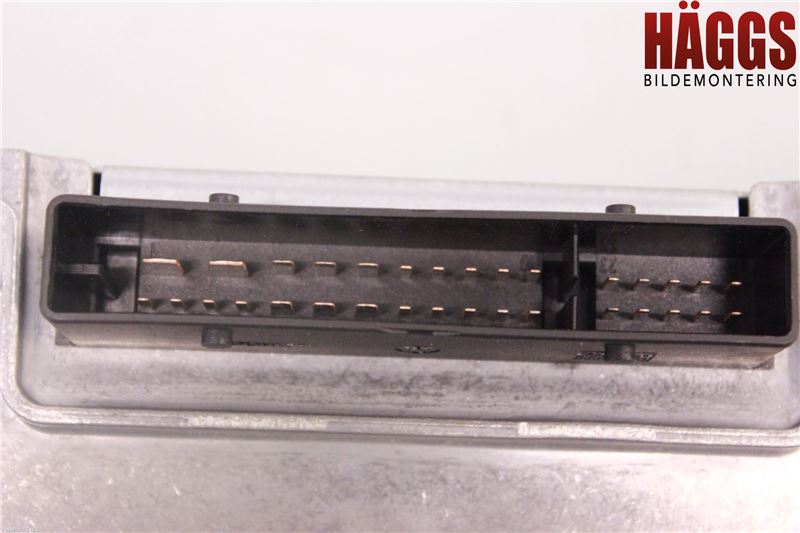 Audi A4/S4 08-11 Radio-Stereo Förstärkare