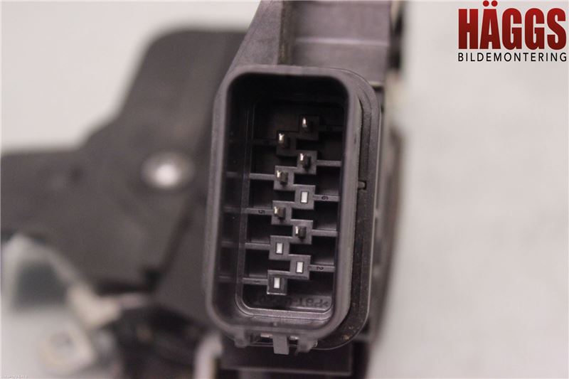 Ford MONDEO 07-15 Låskista-Dörrlås