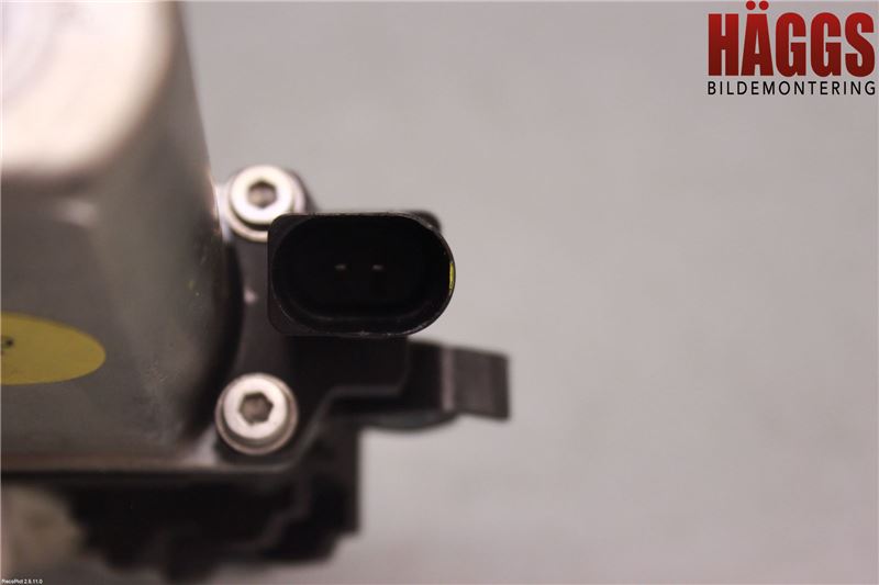 Audi A8/S8 4H 10-17 Centrallåsmotor Höger