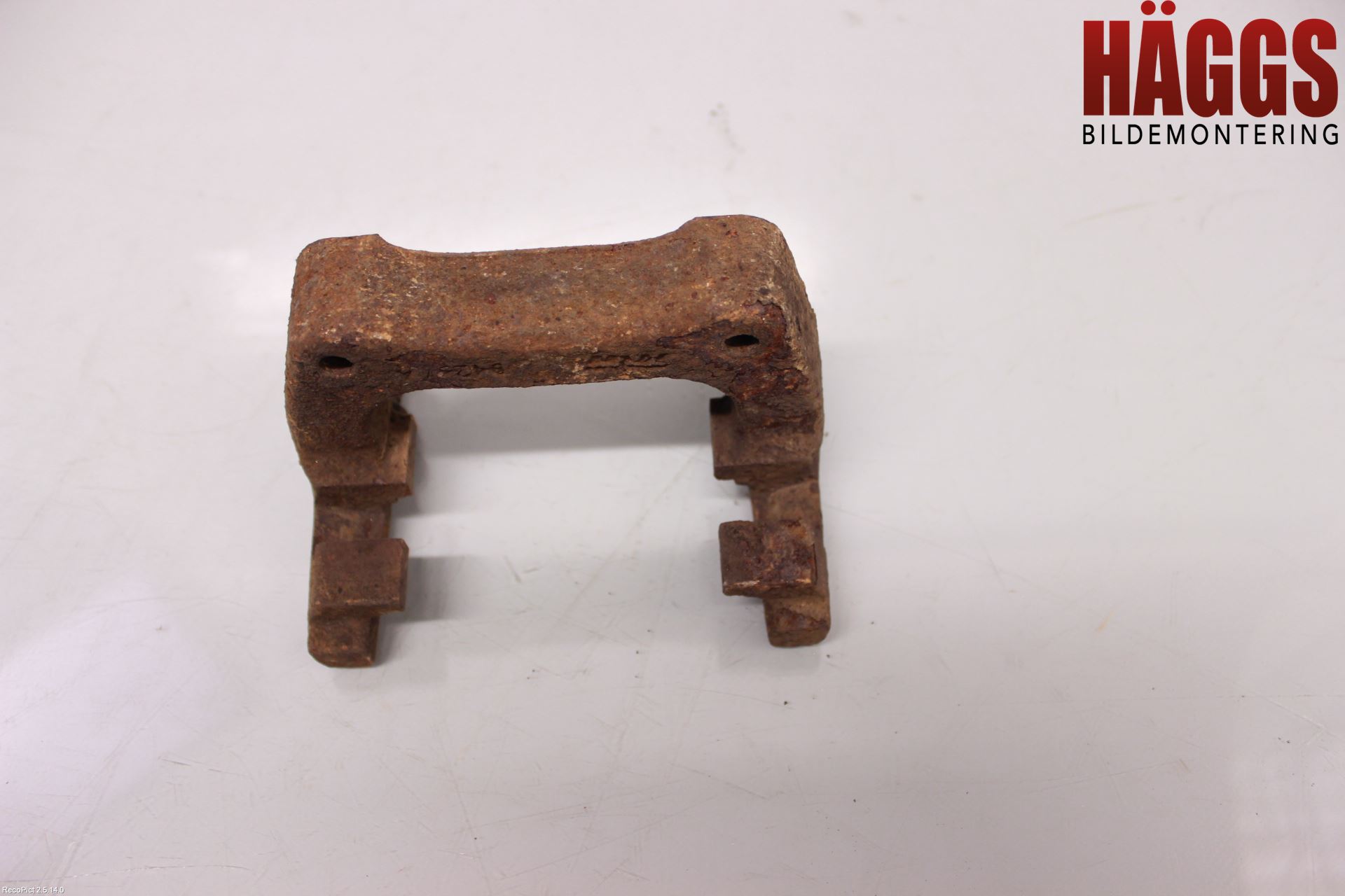 Peugeot PARTNER 08-15 Bromsokshållare