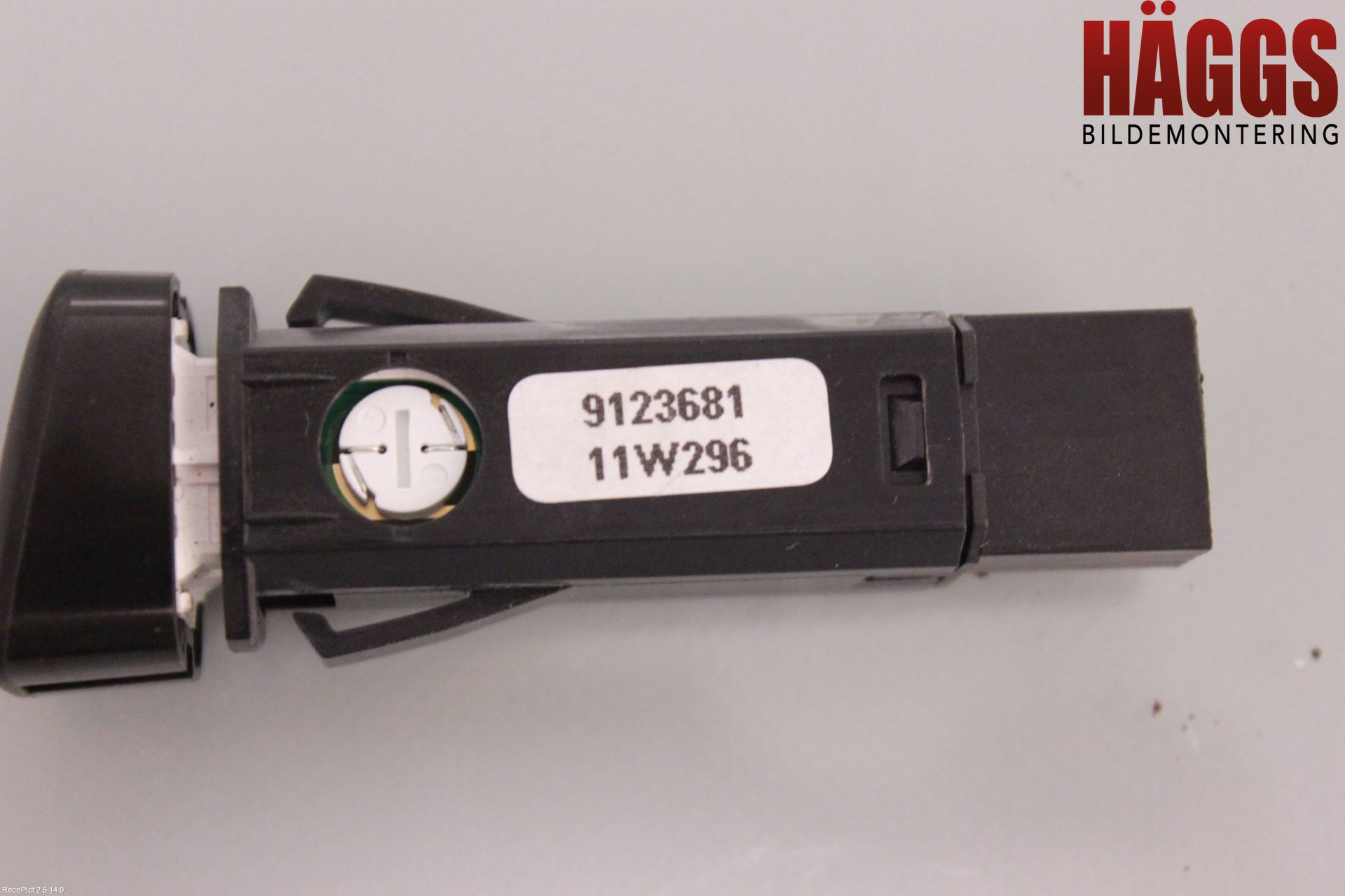 Volvo V60 11-13 Strömställare Varnings