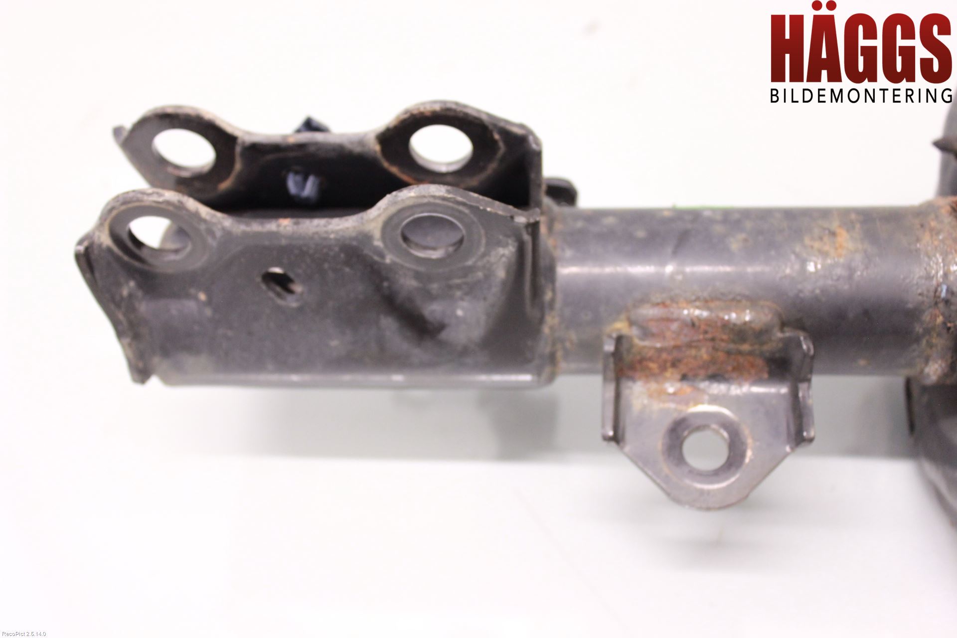 Toyota AURIS 13-19 Fjäderben Fram Höger