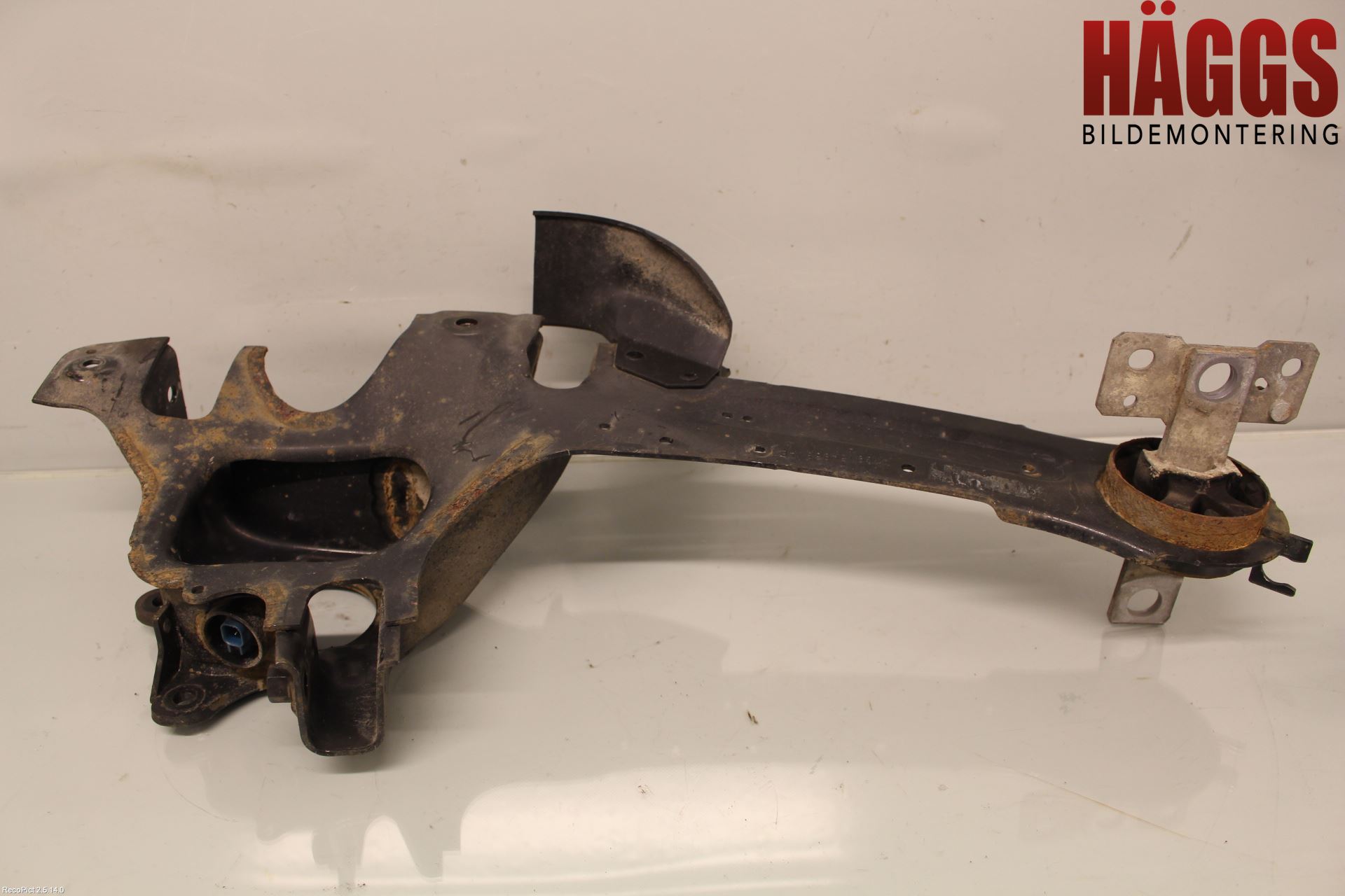 Volvo XC60 09-13 Bärarm Bak Höger