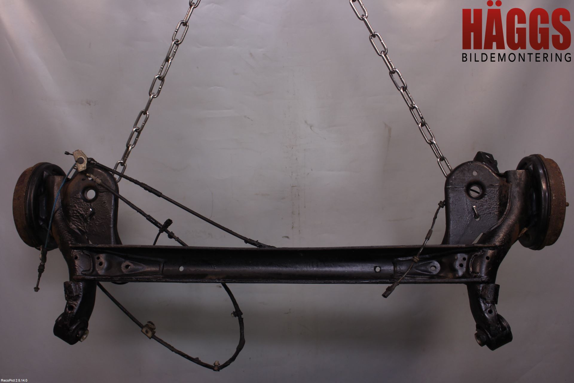 Ford TRANSIT/TOURNEO COURIER 13-23 Bakaxel