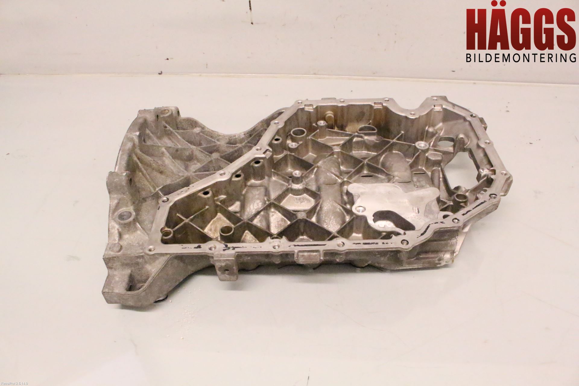 Audi A4/S4 08-11 Oljetråg