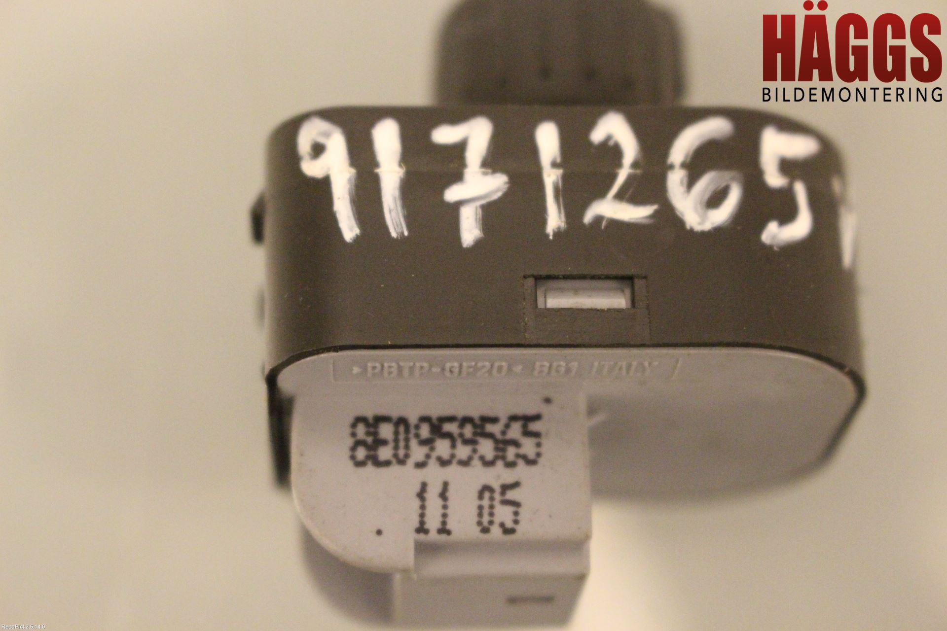 Audi A6/S6     05-11 Strömställare Spegel