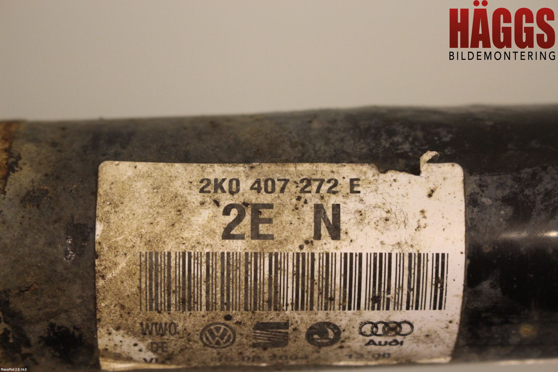 Volkswagen VW CADDY      04-10 Drivaxel Fram Höger