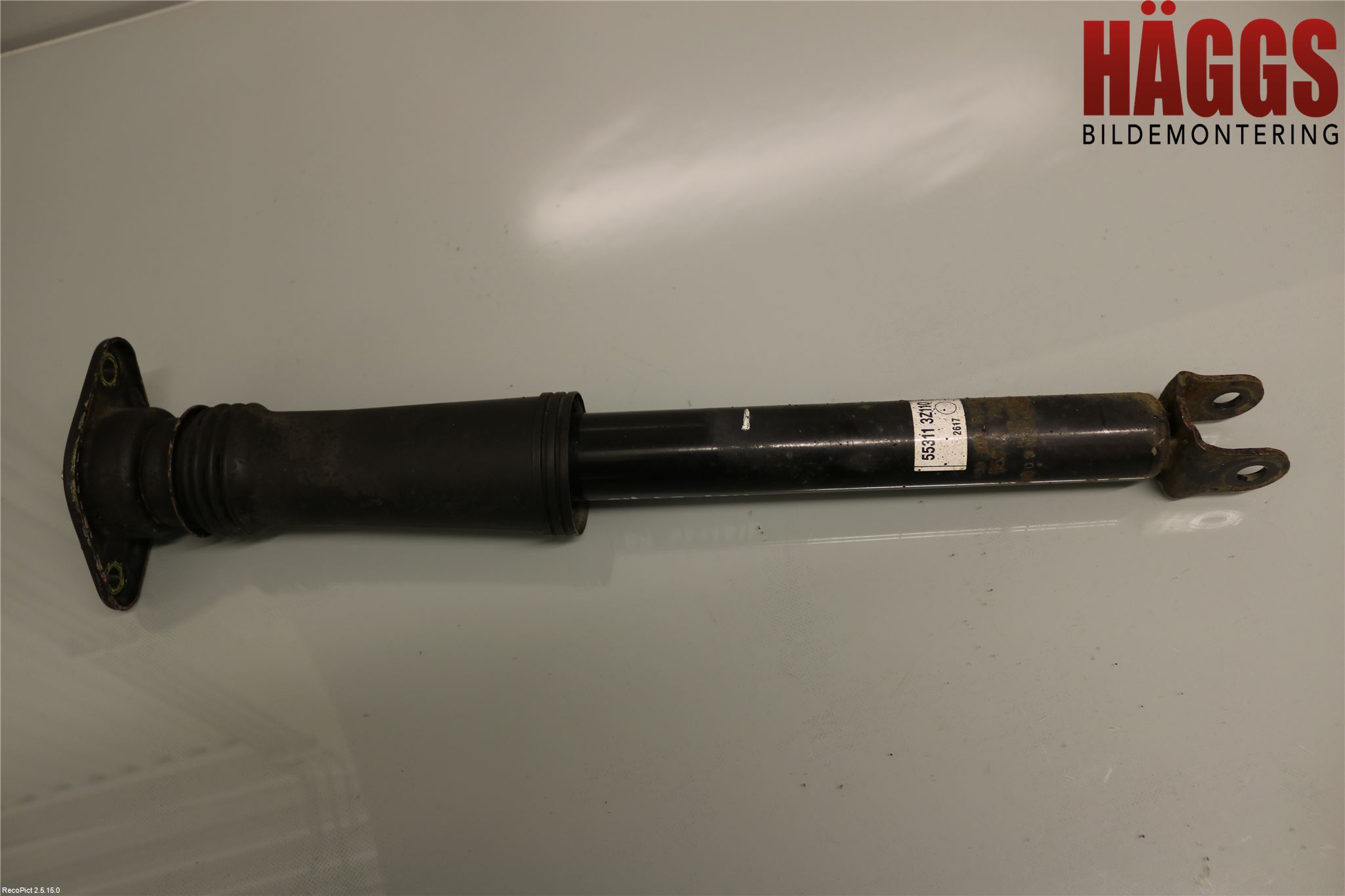 Hyundai i40 08-15 Stötdämpare Bak