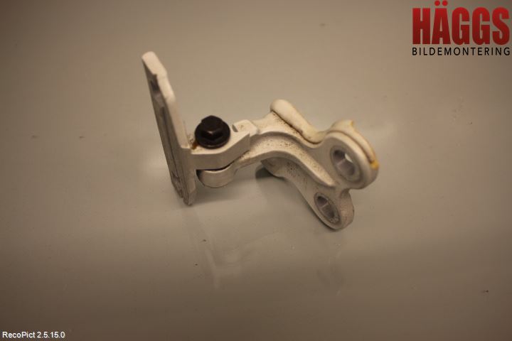 Volvo V60 11-13 Dörrgångjärn