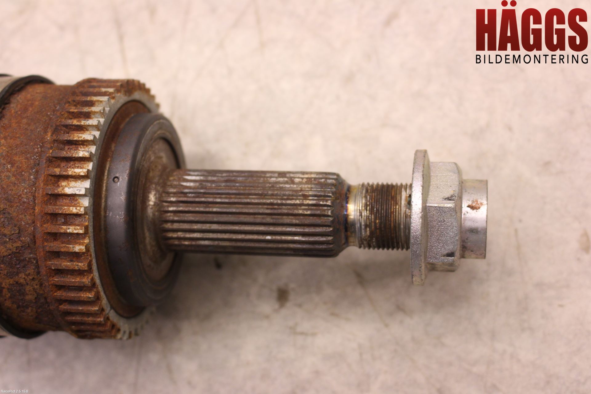 Hyundai ix35 Drivaxel Fram Vänster