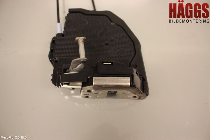 Toyota AURIS 07-09 Låskista-Dörrlås