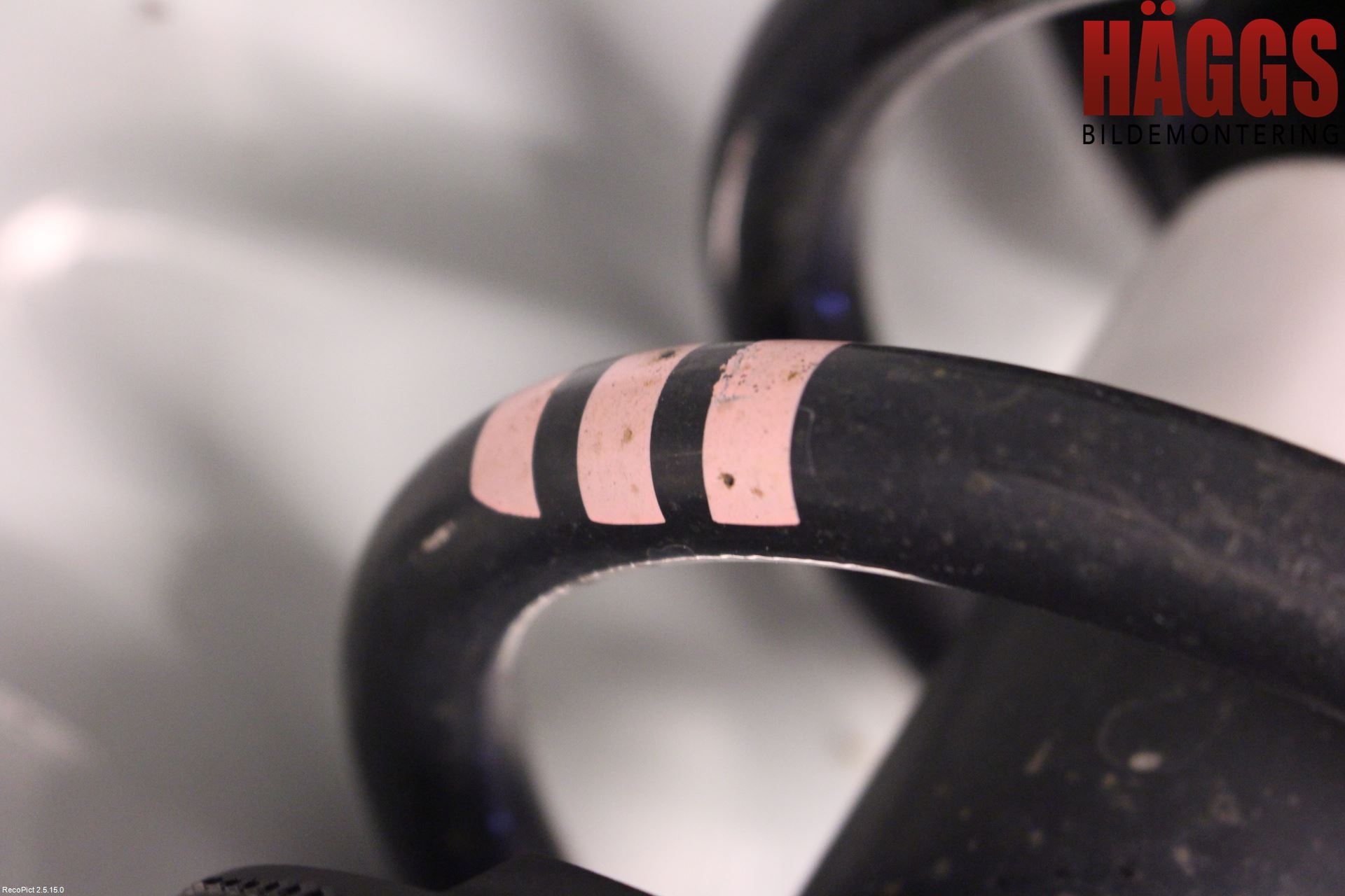 Audi A6/S6     05-11 Fjäderben Fram Höger