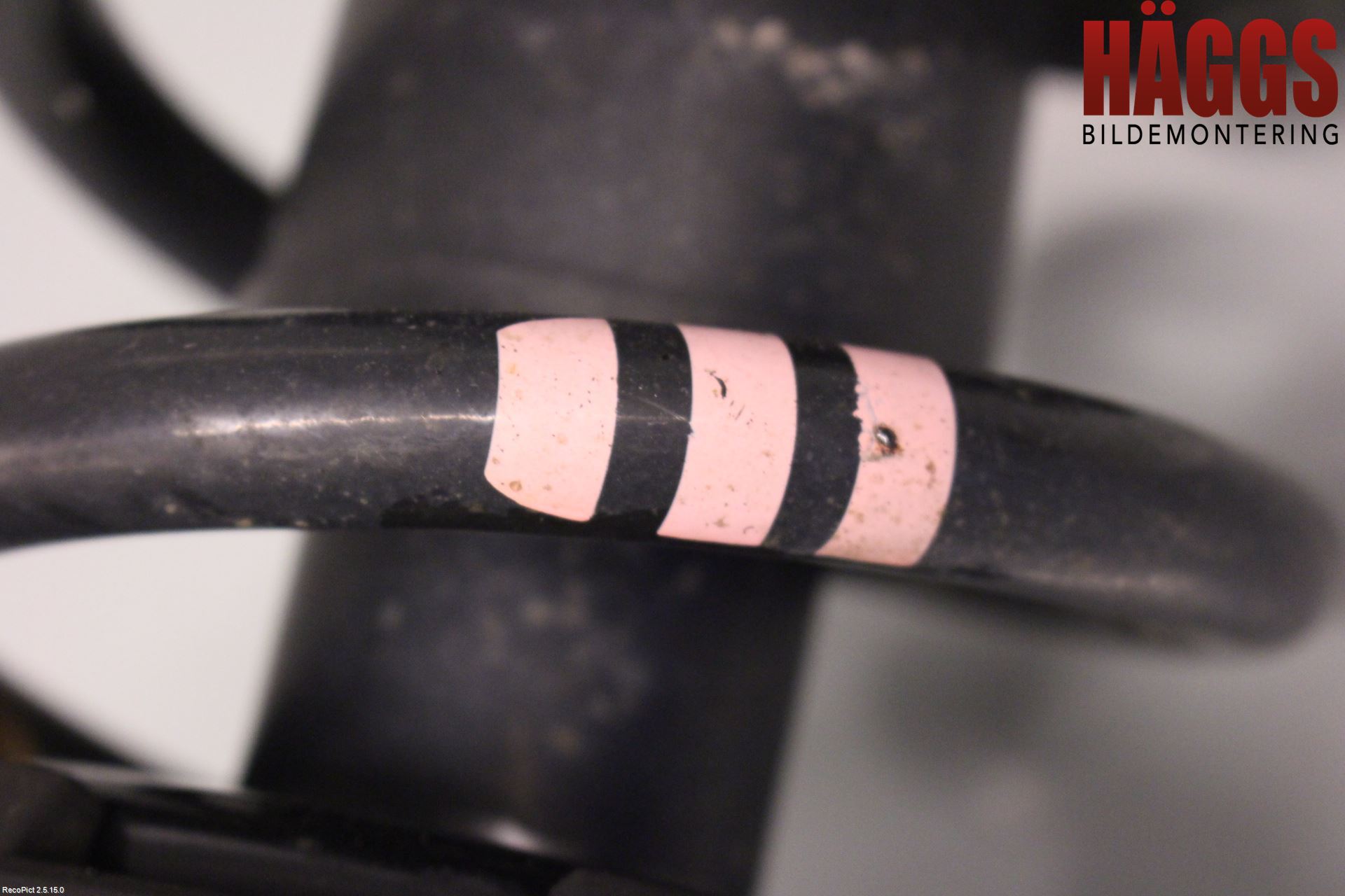 Audi A6/S6     05-11 Fjäderben Fram Vänster