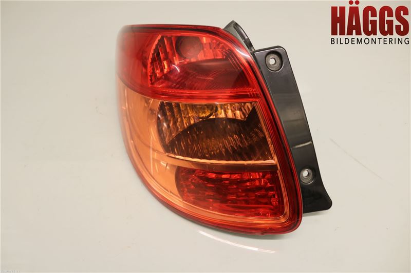 Suzuki SX4 06-09 Bakljus Vänster