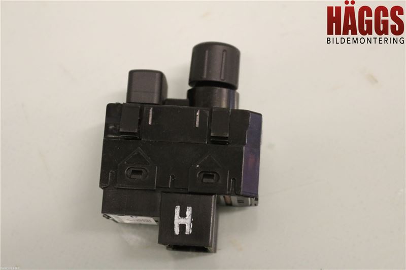 Subaru XV 12-17 Strömställare Spegel