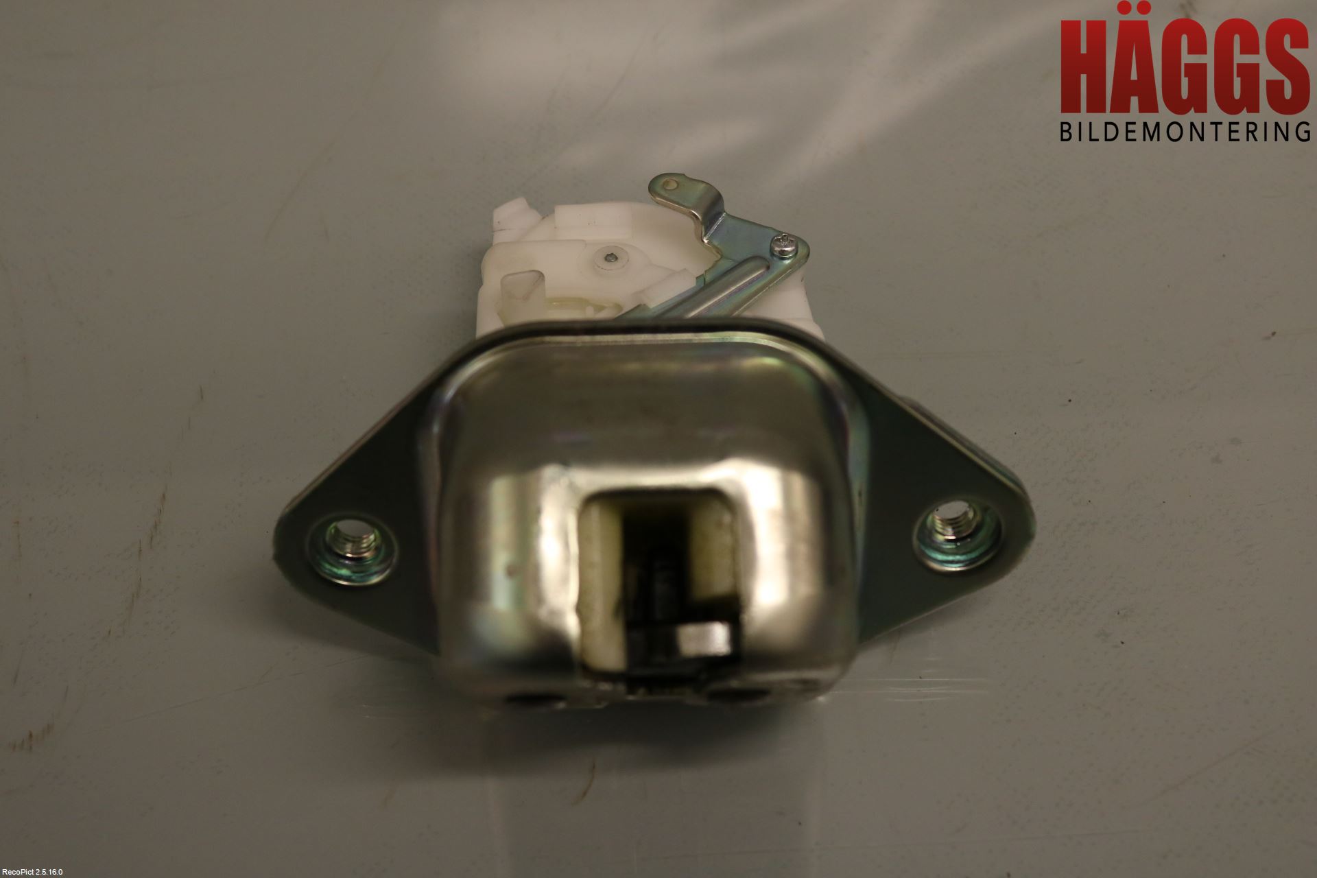 Subaru XV 12-17 Låskista Baklucka