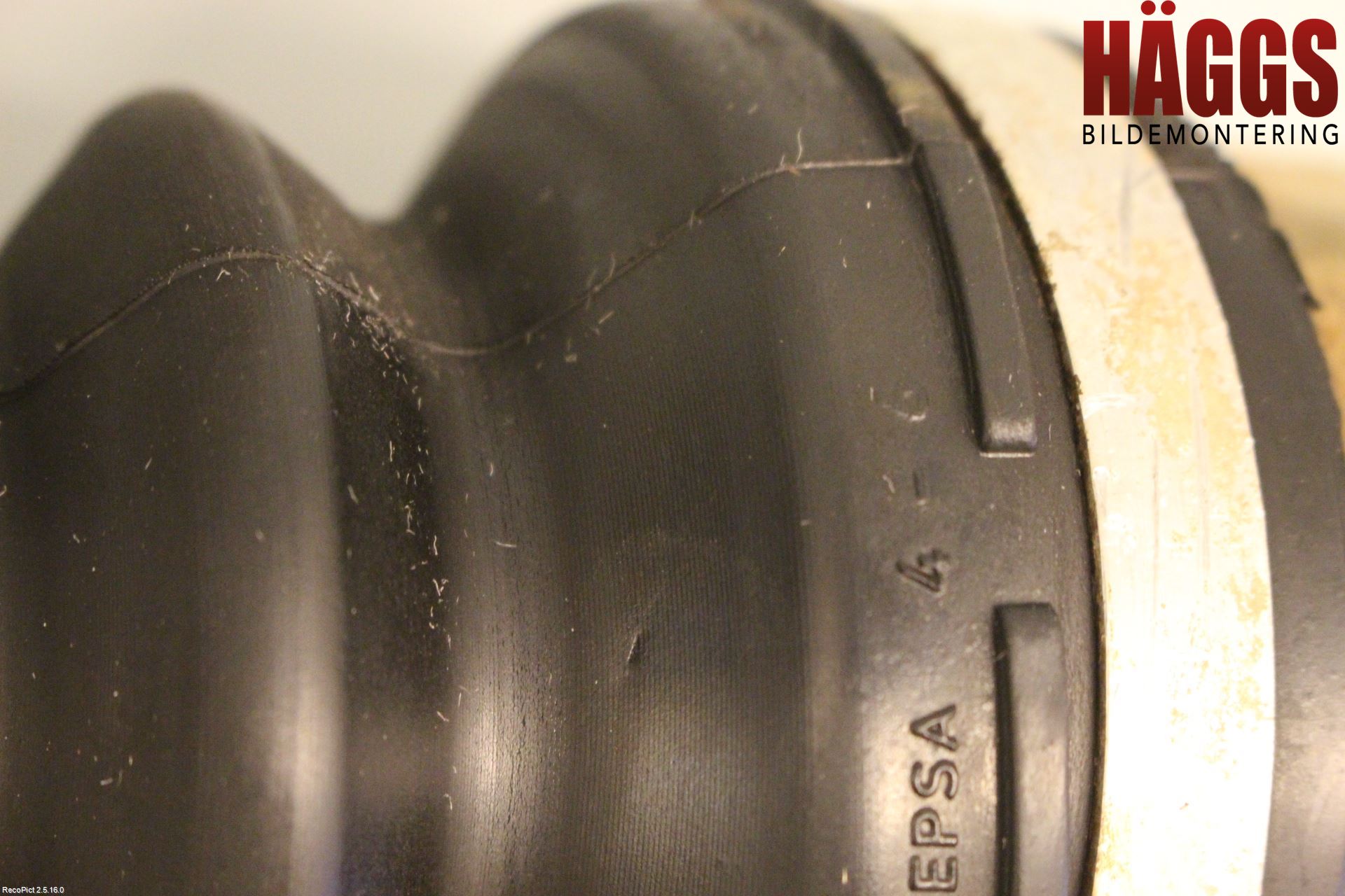 Peugeot PARTNER   03-08 Drivaxel Fram Höger