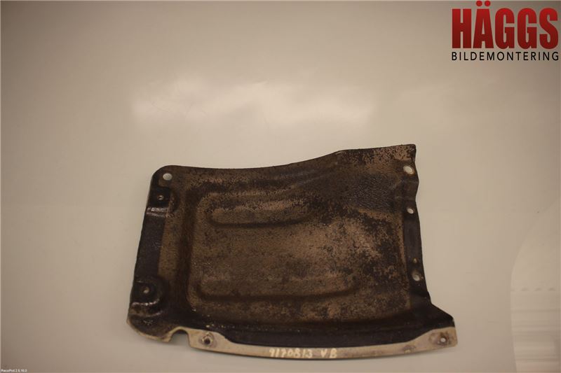 Mitsubishi L200 16-23 Hjulhus Vänster