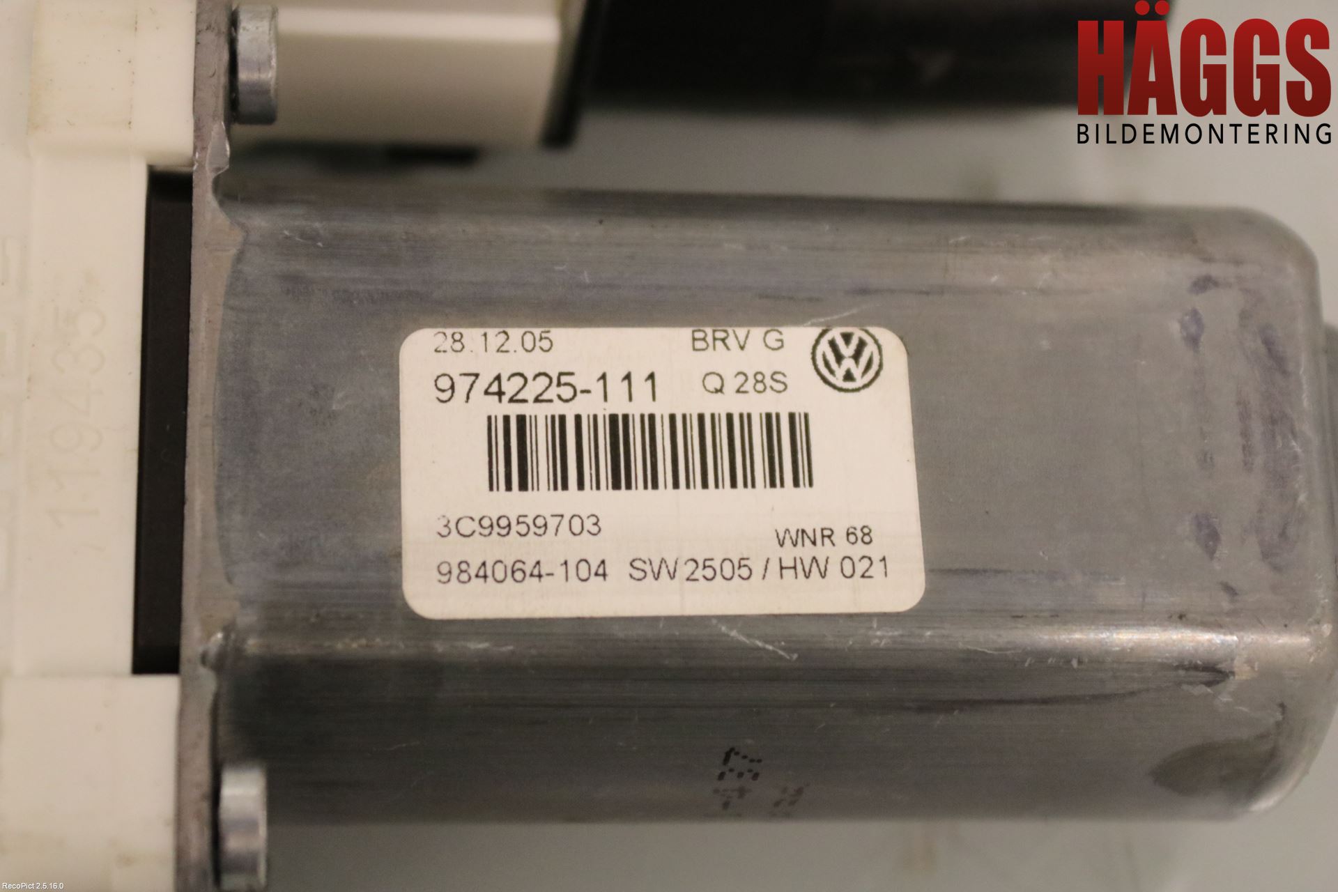 Volkswagen VW PASSAT 05-11 Fönsterhissmotor