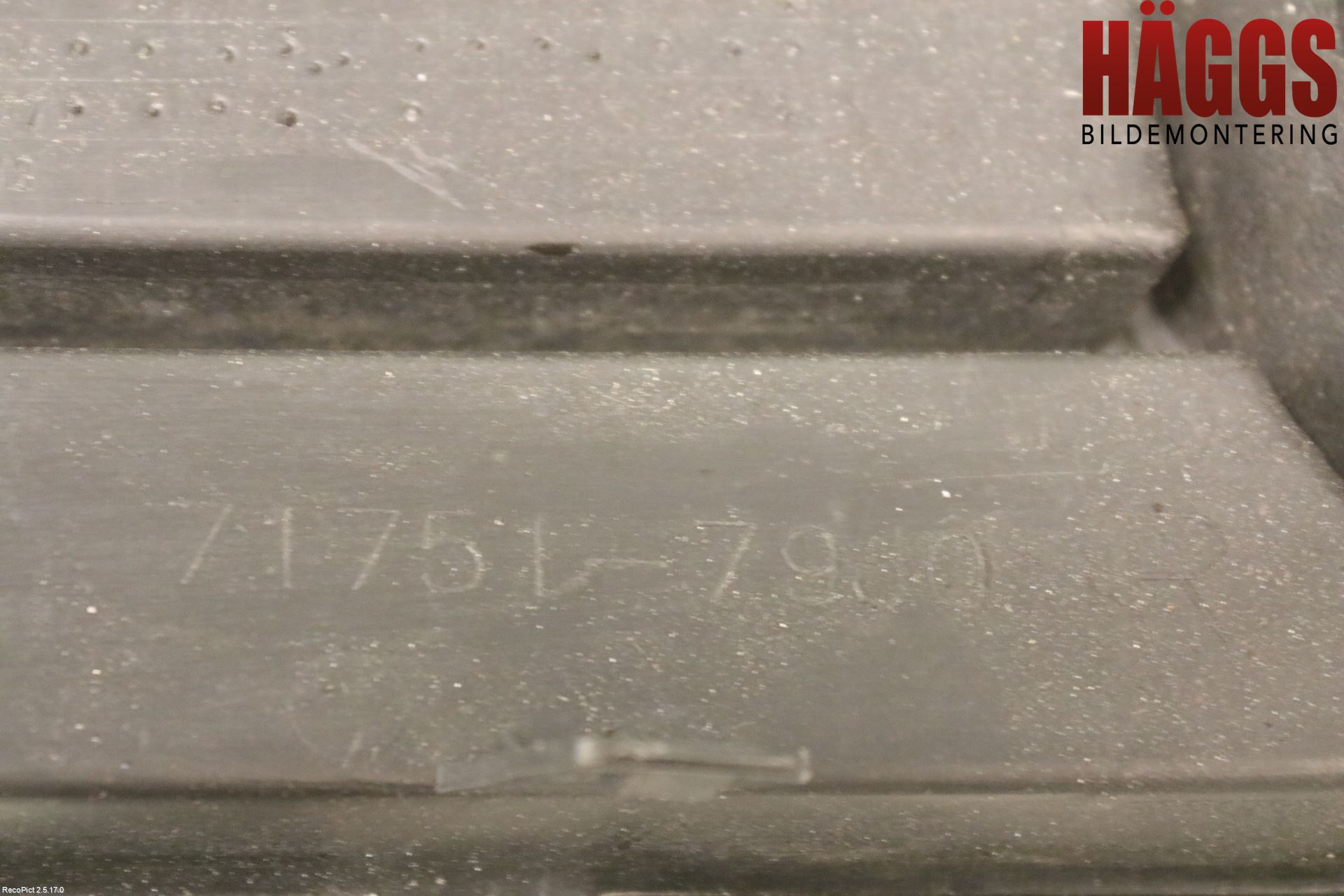 Suzuki SX4 06-09 Dimljussarg Fram