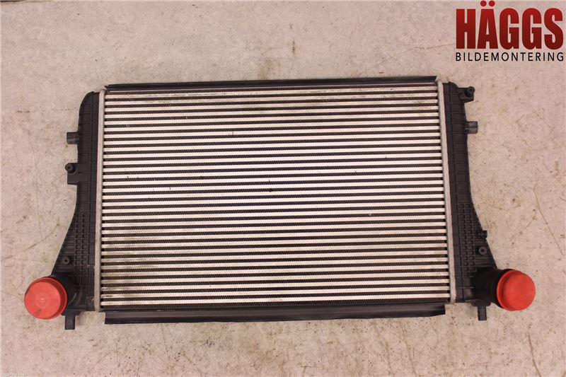 Volkswagen VW TOURAN 10-15 Laddluft-Intercooler Kyl