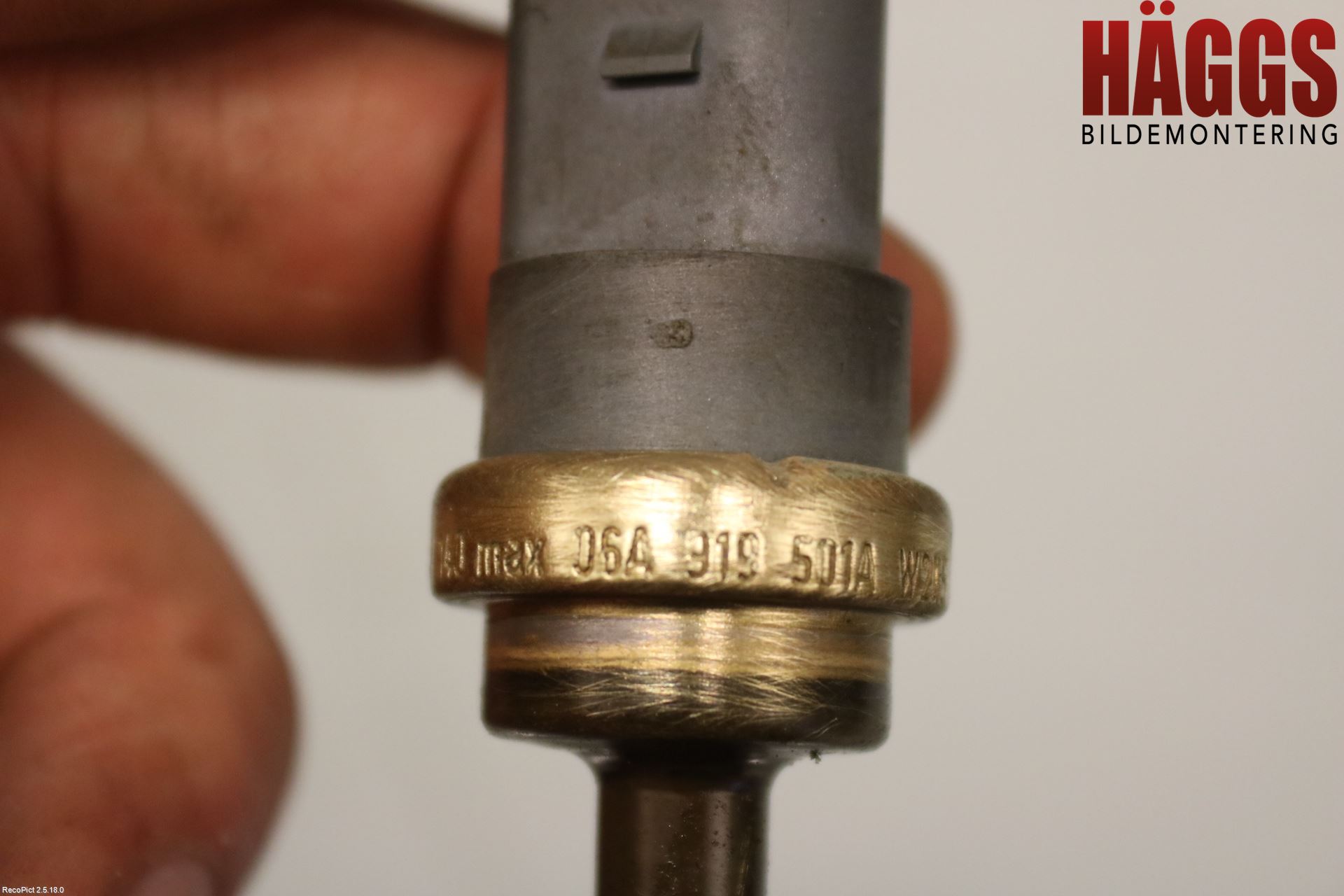 Volkswagen VW PASSAT 05-11 Givare Temp Vatten