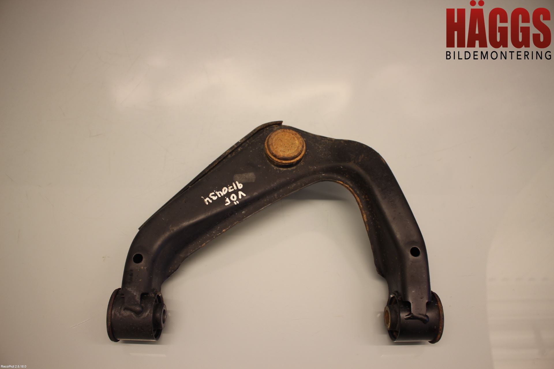 Nissan NAVARA 05-16 Bärarm Fram Övre Vä