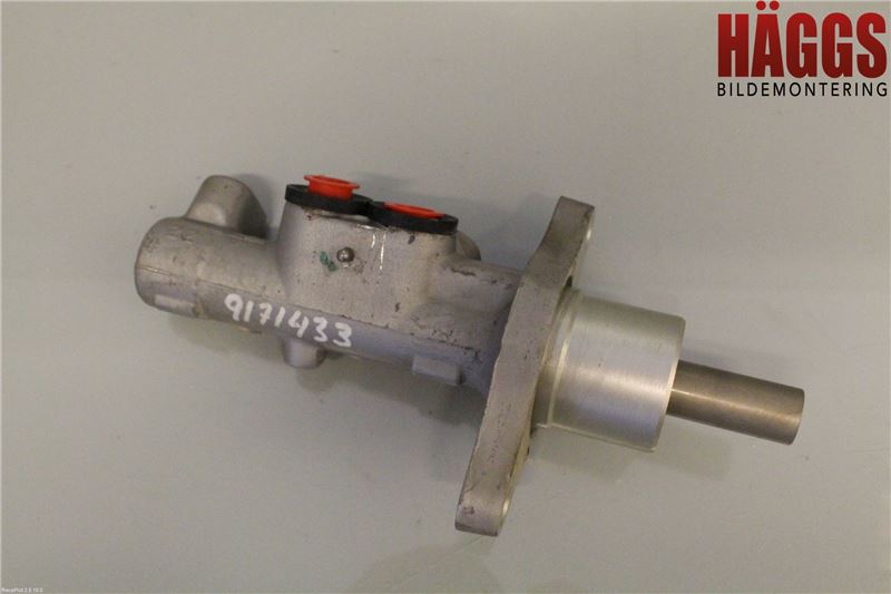 Volkswagen VW CADDY      04-10 Broms Huvudcylinder