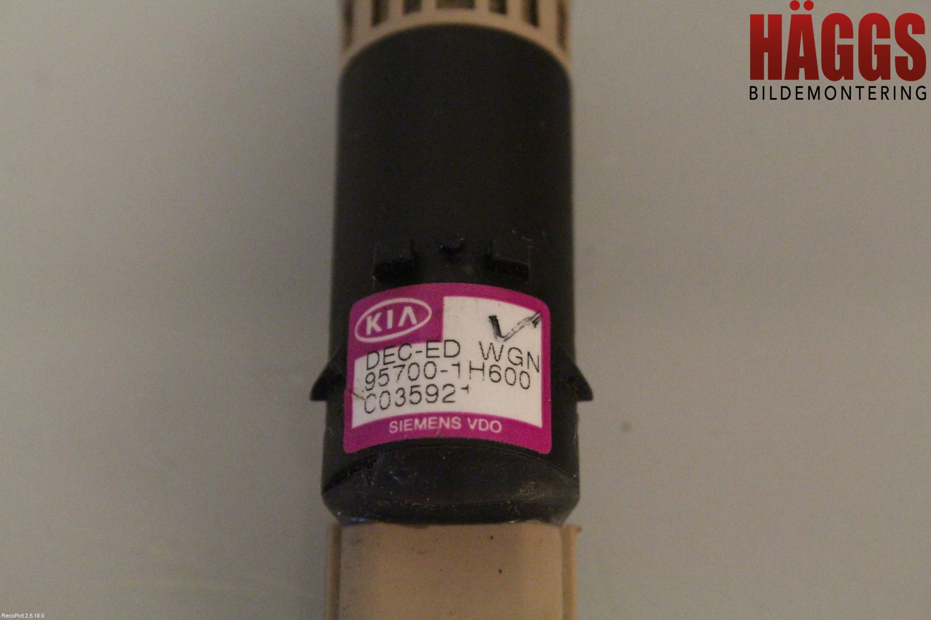 Kia CEED 06-12 Parkeringshjälp Backsensor